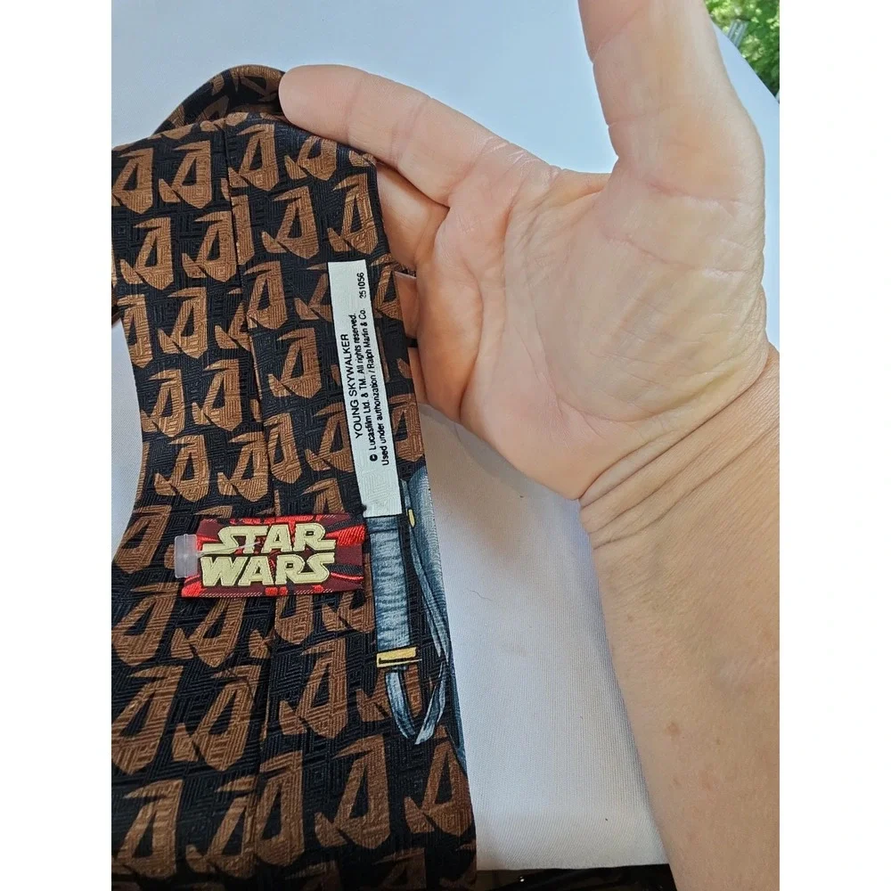 STAR WARS - Young Luke Skywalker - SILKY Polyester Mens Novelty NECK TIE